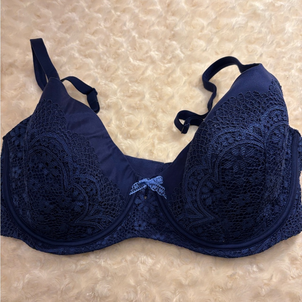 Elegant Navy Lace Bra